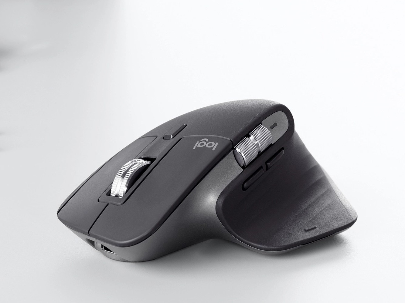 Modern Logitech egér